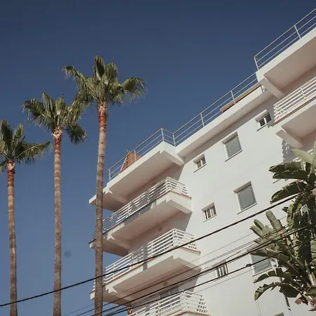Roc Oberoy - Adults Only Otel